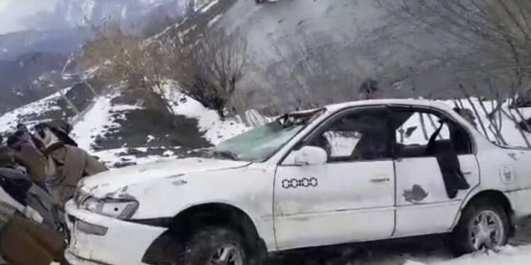 بغلان او پنجشېر؛ په ۲ جلا ترافیکي پېښو کې شاوخوا ۱۰ کسانو ته مرګ ژوبله اوښتې