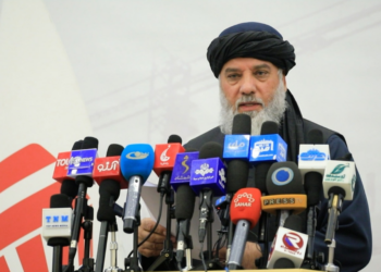 عزیزي: نږدې ورځو کې به کندهار کې د سمنټو د تولید فابریکه پرانیستل شي