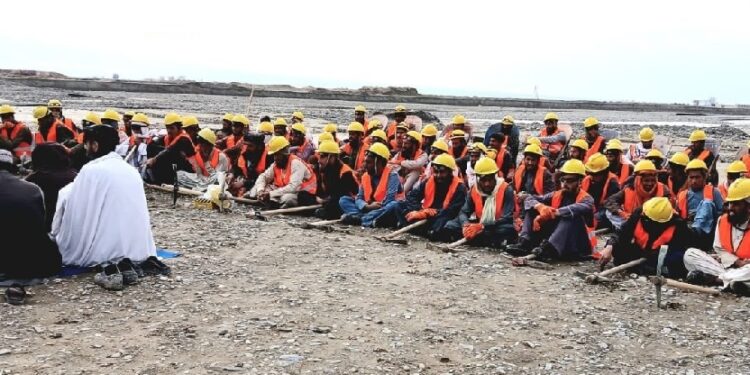 کندهار؛ د ۳۰ میلیونه افغانیو په لګښت د یوه سربند جوړلو چارې پیل شوې