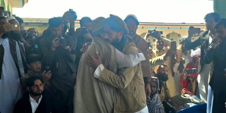 خوست کې د څلورو کورنیو ترمنځ روغه وشوه