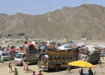 کډوال؛ له ایران او پاکستانه پرون ۴۵۹ کورنۍ را ستنې شوې دي