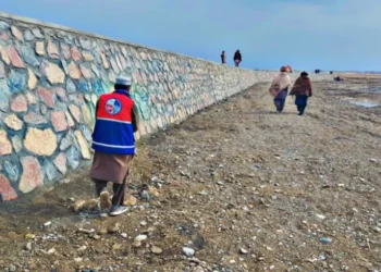 زابل کې د یوه استنادي دېوال د جوړلو چارې بشپړې شوې دي