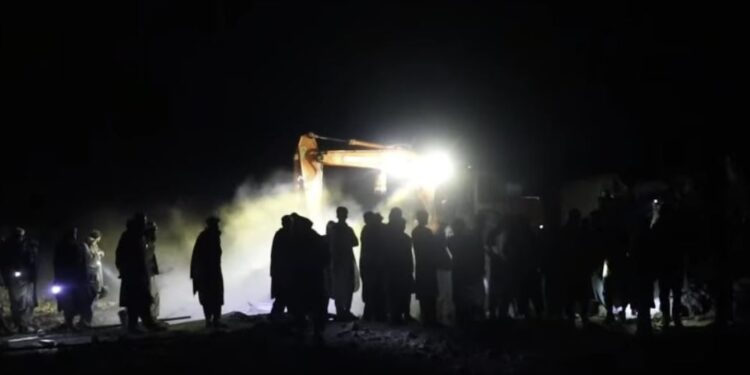 مجاهد: پاکستاني خاصو نظامي حلقو یو ځل بیا پر افغان خاوره تېری کړی