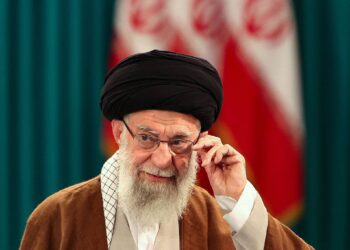 د خامنه ای تر وژنې وروسته، د ايران راتلونکی وضعيت به څنګه وي