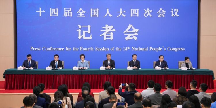 د چين د ۱۴م ملي ولسي کانګرس ۴مې غونډې د خلکو د ژوند په اړه مطبوعاتي غونډه ترسره کړه