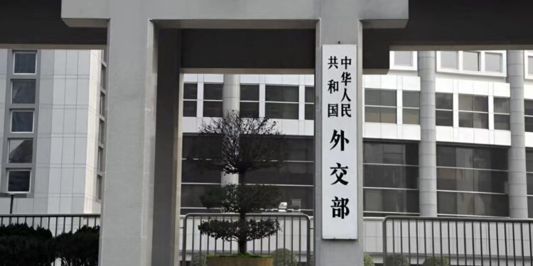 چين به ایران، اردن، لبنان او عراق ته بیړنۍ بشري مرستې ورسوي