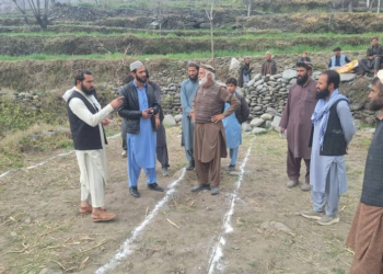 ننګرهار؛ دره نور ولسوالۍکې لسګونه زلزله ځپلو ته د کورونو جوړولو چارې پيل شوې