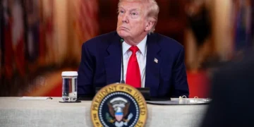 ټرمپ: د وسلو د تولید کچه څلور برابره لوړوو