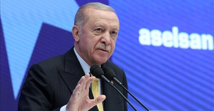 اردوغان: د کابل او اسلام اباد ترمنځ د کړکېچ کمولو هڅو ته دوام ورکوو