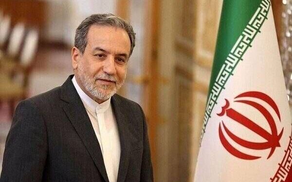 عراقچي: تر هغه به جګړې ته دوام ورکړو، تر څو چې امریکا او اسراییل نه وي بنده کړې