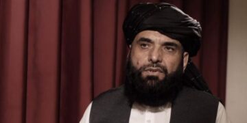 شاهین: پاکستان ډيپلوماسۍ پرېښې او پوځي لاره یې نیولې