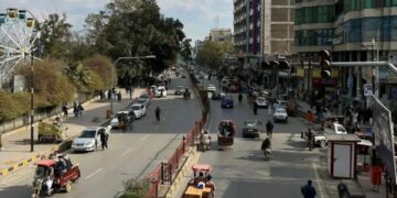 د جلالآباد په مرکزي برخو کې په ریکشو د بندیز اغېزې