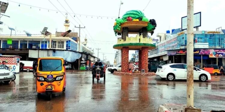 فراه؛ سږ کال ۷۳ بېلابېلې پراختیايي پروژې پلي شوې دي