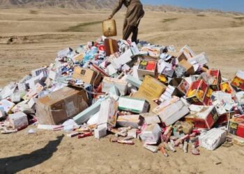 بغلان؛ شپږ ټنه تاریخ تېره درمل او بې‌کیفیته خوراکي توکي سوځول شوي