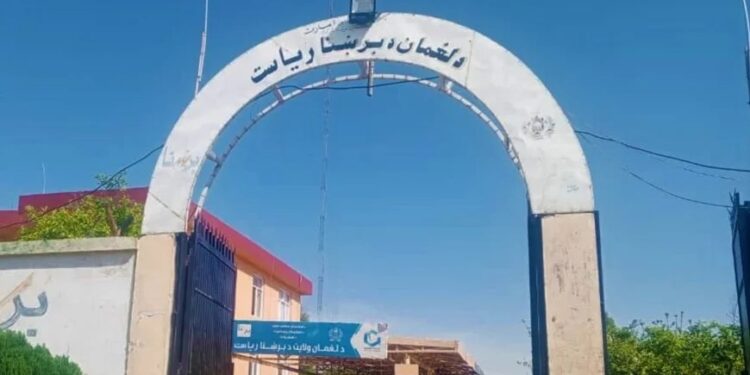 لغمان کې د برېښنا ریاست ۳۶۰ ميليونه افغانۍ عوايد راټول کړي دي