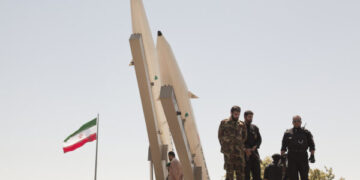 سپاه پاسداران: د جګړې پای به موږ ټاکو، نه امریکا