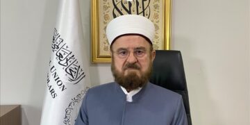 القره داغي: د مسلمانانو ترمنځ جګړه حرامه ده