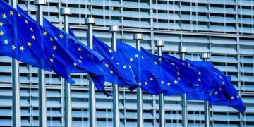 اروپایي ټولنې؛ ټول افغان ولس ته د کوچني اختر مبارکي ویلې ده