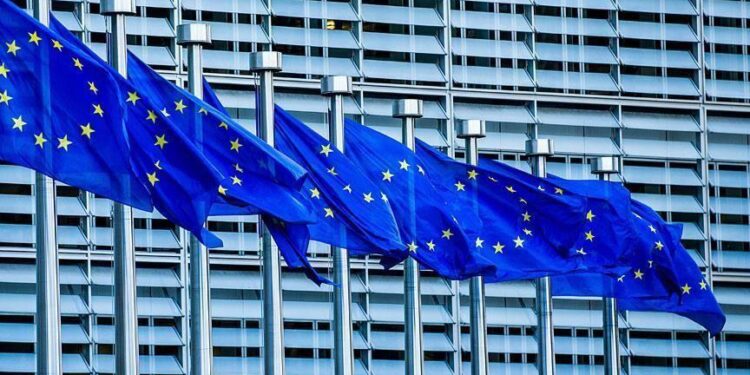 اروپایي ټولنې؛ ټول افغان ولس ته د کوچني اختر مبارکي ویلې ده