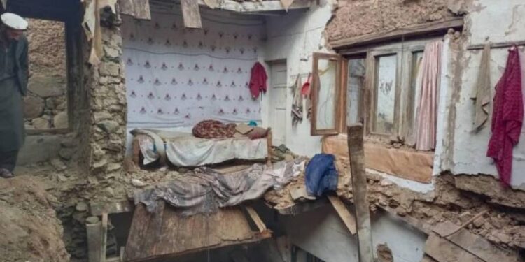 هلمند کې د چت نړېدو پېښه کې ۹ کسانو ته مرګ ژوبله اوښتې