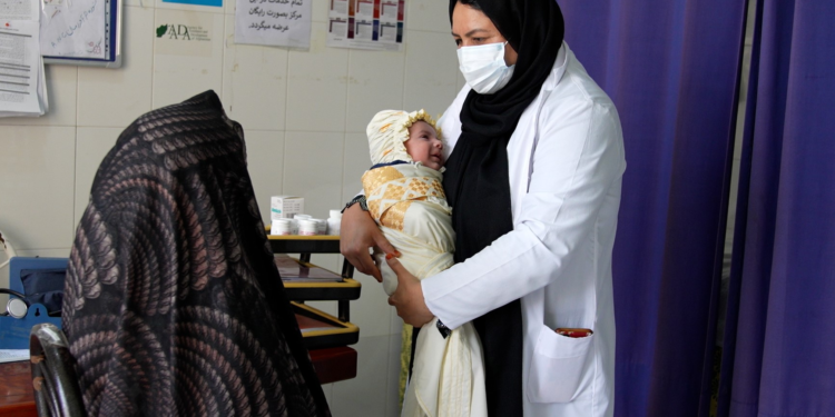 یونیسف: تیر کال څه باندې ۲۰ میلیونه کسان له روغتیايي خدمتونو برخمن شوي