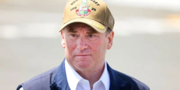 د امریکا د سمندري ځواکونو وزیر استعفا اعلان کړې ده