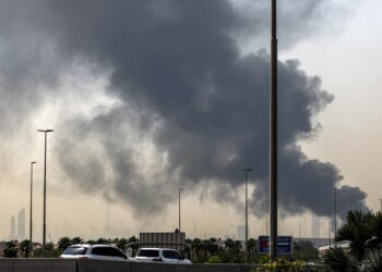 آيا خليج هېوادونه به په جګړه کې مستقيمآ برخه واخلي؟
