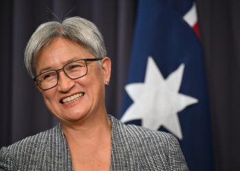 د استراليا بهرنيو چارو وزيره به له چين څخه ليدنه وکړي