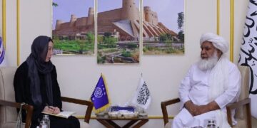 د پېښو پر وړاندې د مبارزې ادارې مشر د ای او ایم له مشرې سره کتلي