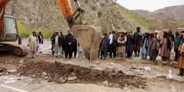 لوګر؛ ازرې ولسوالۍ کې د ۲۳ میلیونه افغانیو پروژې پرانیسته وشوه