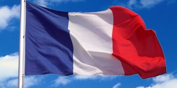 فرانسه: افغانستان ته نږدې۴۲ ټنه بشري مرستې ولېږل شوې