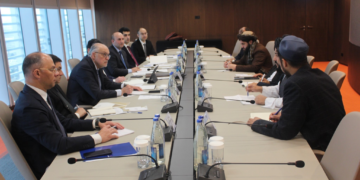 اذربایجان افغانستان ته د نفتي توکو د صادراتو کچه لوړوي