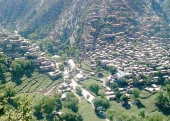 اوچا: نورستان کې ۱۰۰ زره کسان له بشري مرستو بې ‌برخې دي