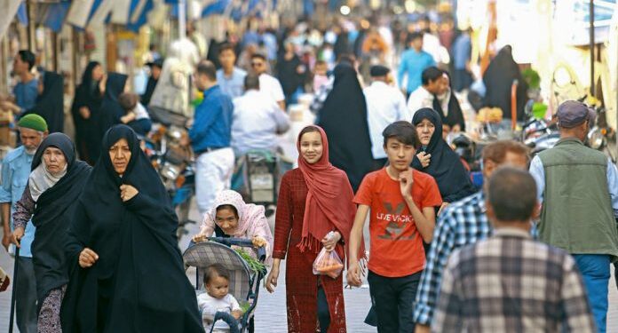 ایران کې د څهباندې ۲۰ زره افغان کډوالو هویت تثبیت شوی