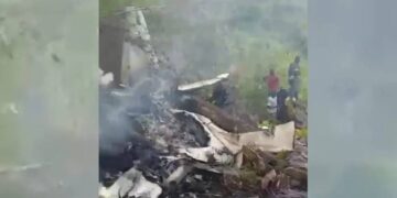 سویلي سوډان؛ د مسافر وړونکې الوتکې د لوېدو پېښه کې ۱۵ کسان مړه شوي