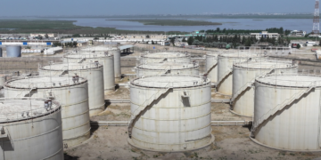 حیرتان بندر کې د نفتي ذخایرو د بیارغونې پروژه پيل شوه