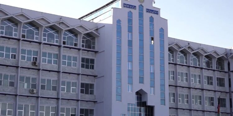 تېر کال ۳۵۶ مدافع وکیلانو ته جوازونه ورکړل شوي