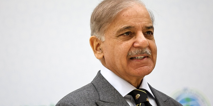 د پاکستان صدراعظم شهباز شريف د چين هانګ جو ښار ته ورسېد