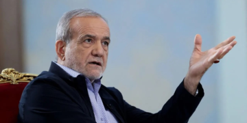 د ایران ولسمشر: مذاکرات د تسلیمۍ یا شاتګ په مانا نه دي