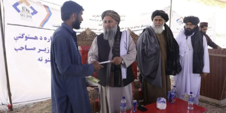 ننګرهار کې د راستنېدونکو لپاره نوی استوګنیز ښارګوټی پرانیستل شو