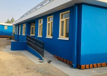 یونیسف: افغانستان کې مو ۲۳۲ دولتي ښوونځي بیارغولي