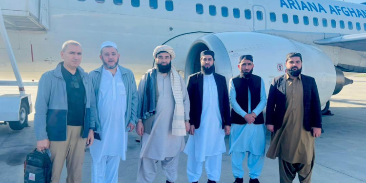 د عامې روغتیا وزارت یو پلاوی روسیې ته ولاړ