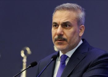 هاکان فیدان؛ د ایران جګړې په اړه د خبرو اترو لپاره قطر ته ځي