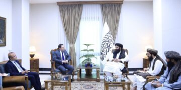 متقي او د ناروې ځانګړي استازي د سیاسي اړیکو او سیمه‌ییزو همکاریو پر پراختیا خبرې کړې