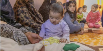 یونیسف: په افغانستان کې به ۱۰ زره کورنیو ته د ماشوم پالنې روزنه ورکړل شي