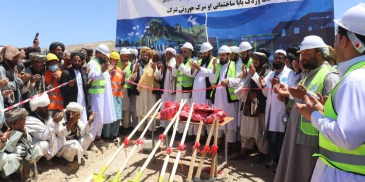 د غزني په ګیرو کې د ۵۰ بستریز روغتون جوړولو چارې پيل شوې