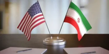 بلومبرګ: د امریکا او ایران د تفاهم‌نامې مسوده تهران ته پراخ مالي امتیازات ورکوي