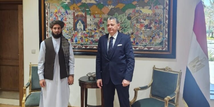 قاهره؛ د افغان سفارت سرپرست د مصر د بهرنیو چارو وزارت له مرستیال سره کتلي