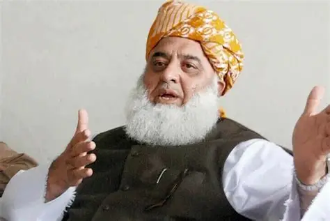 فضل الرحمان: د افغانستان وضعیت له پاکستانه ښه دی