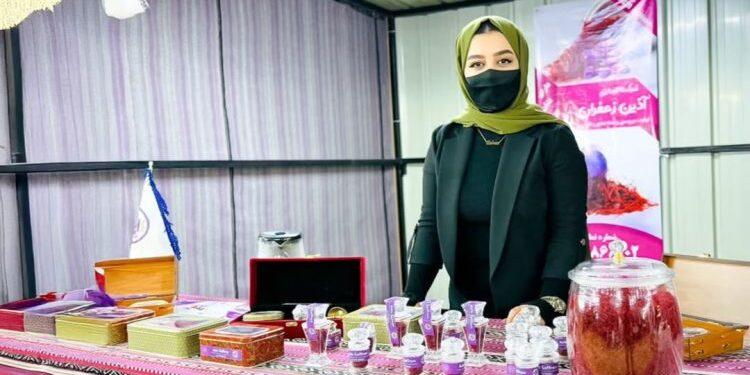 م.م: څه باندې دوهنیم زره افغان ښځې له اقتصادي ملاتړه برخمنې شوې